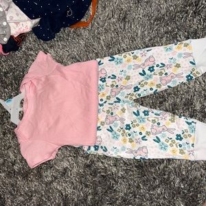 Selling my daughters clothing